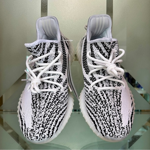 Adidas Yeezy Boost 350 V2 Zebra - Picture 1 of 5